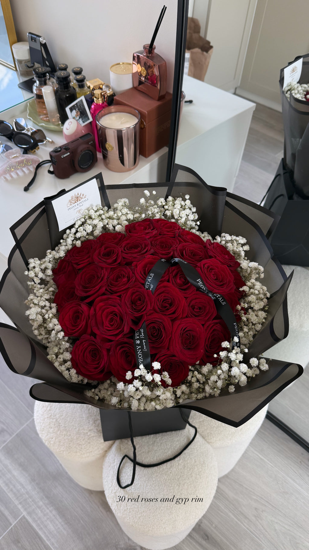 40 Naomi Red Roses with Gyp Edge