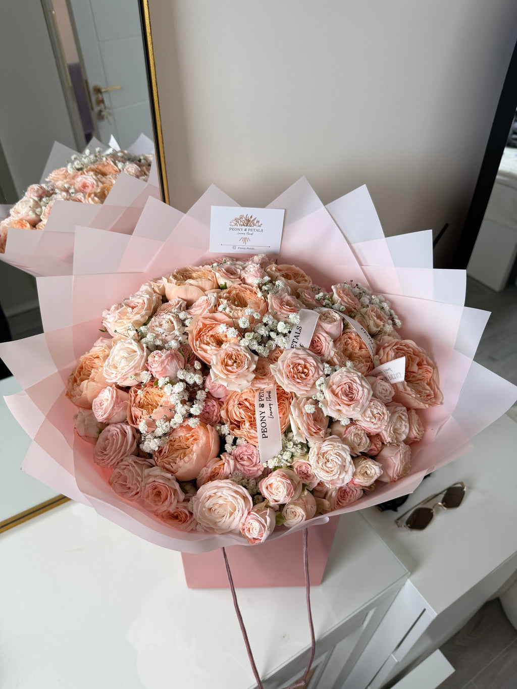 Peaches & Cream Large Mixed Bouquet