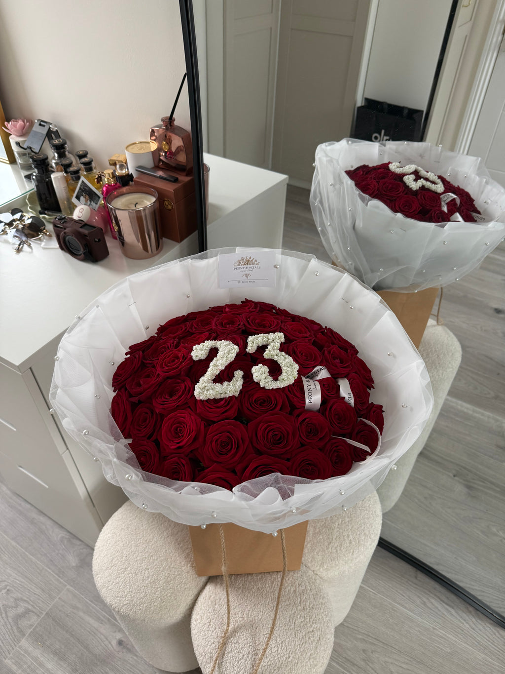 50 Naomi Red Roses - with gyp numbers