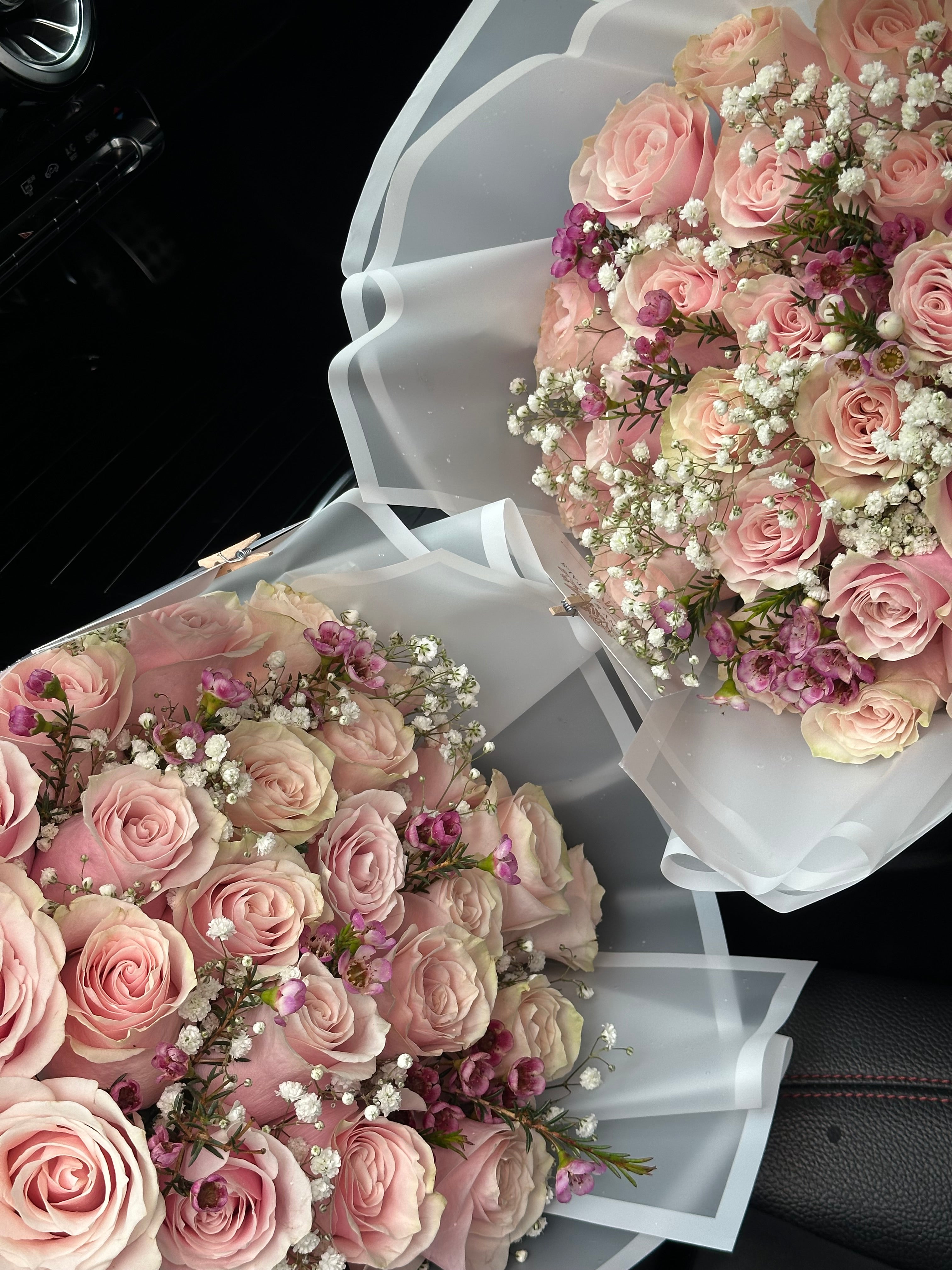 25 Mondial Pink Roses with filler |