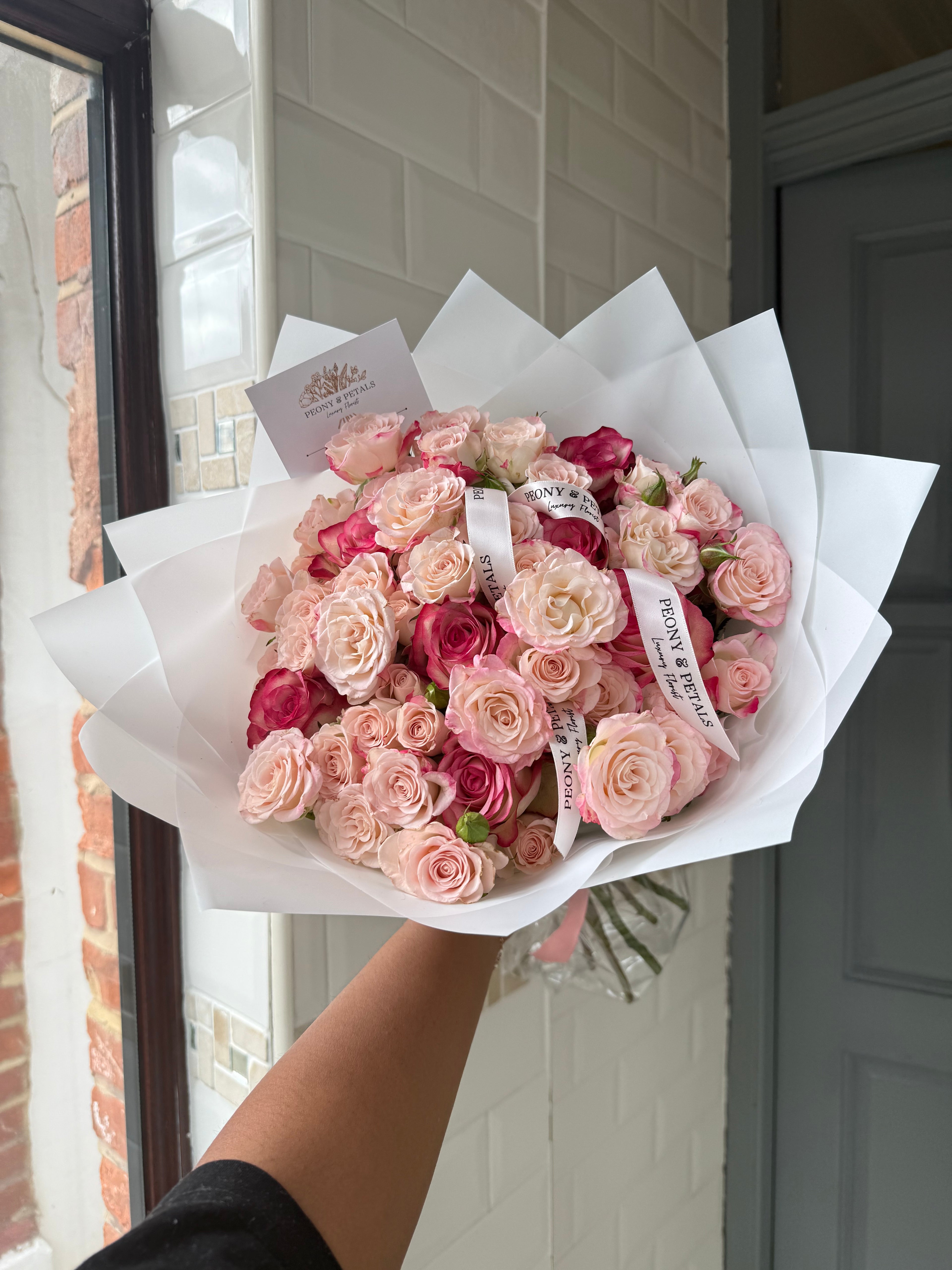 Rosé Fresca Medium Mixed Bouquet