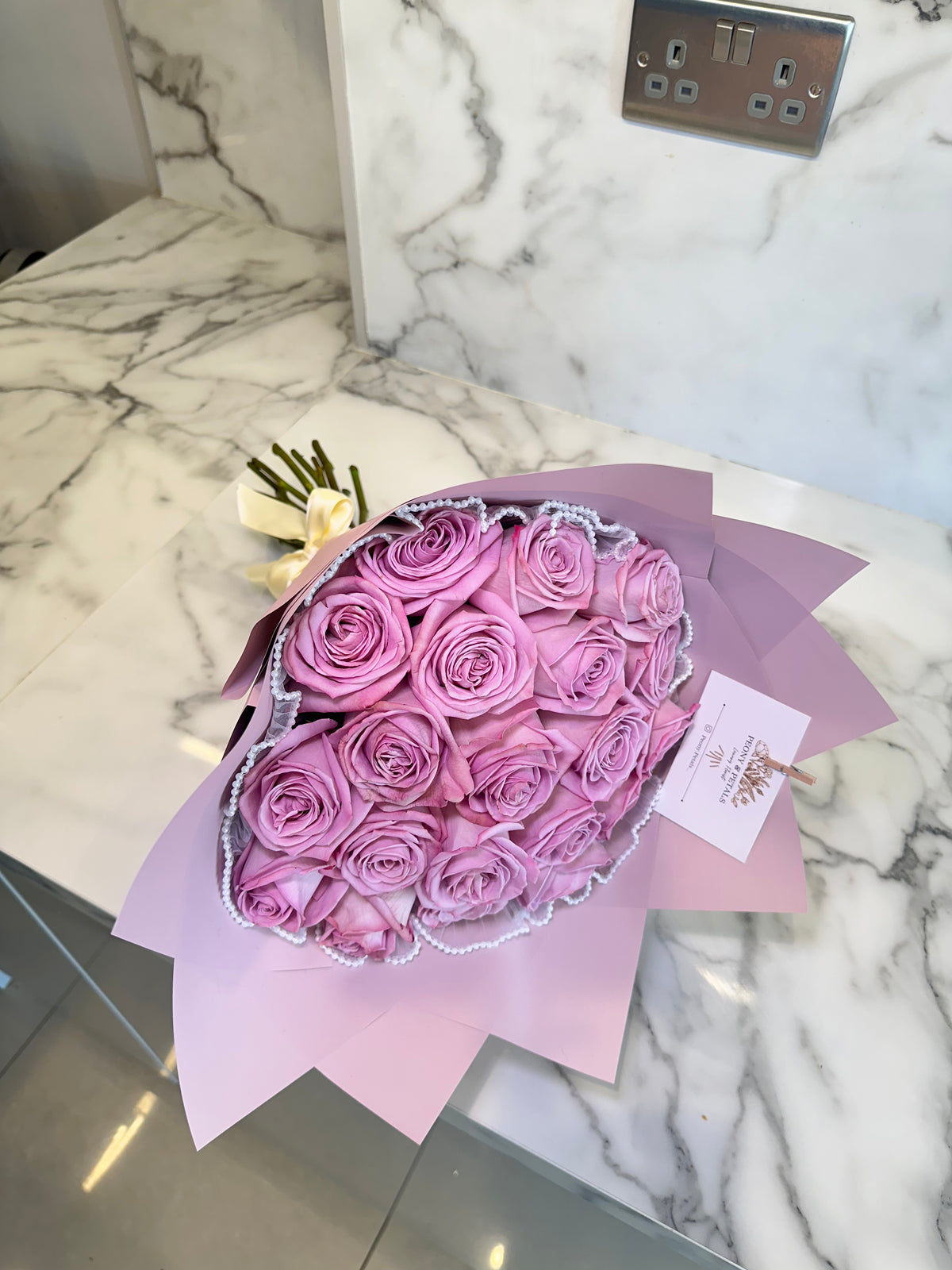 20 Lavender Roses