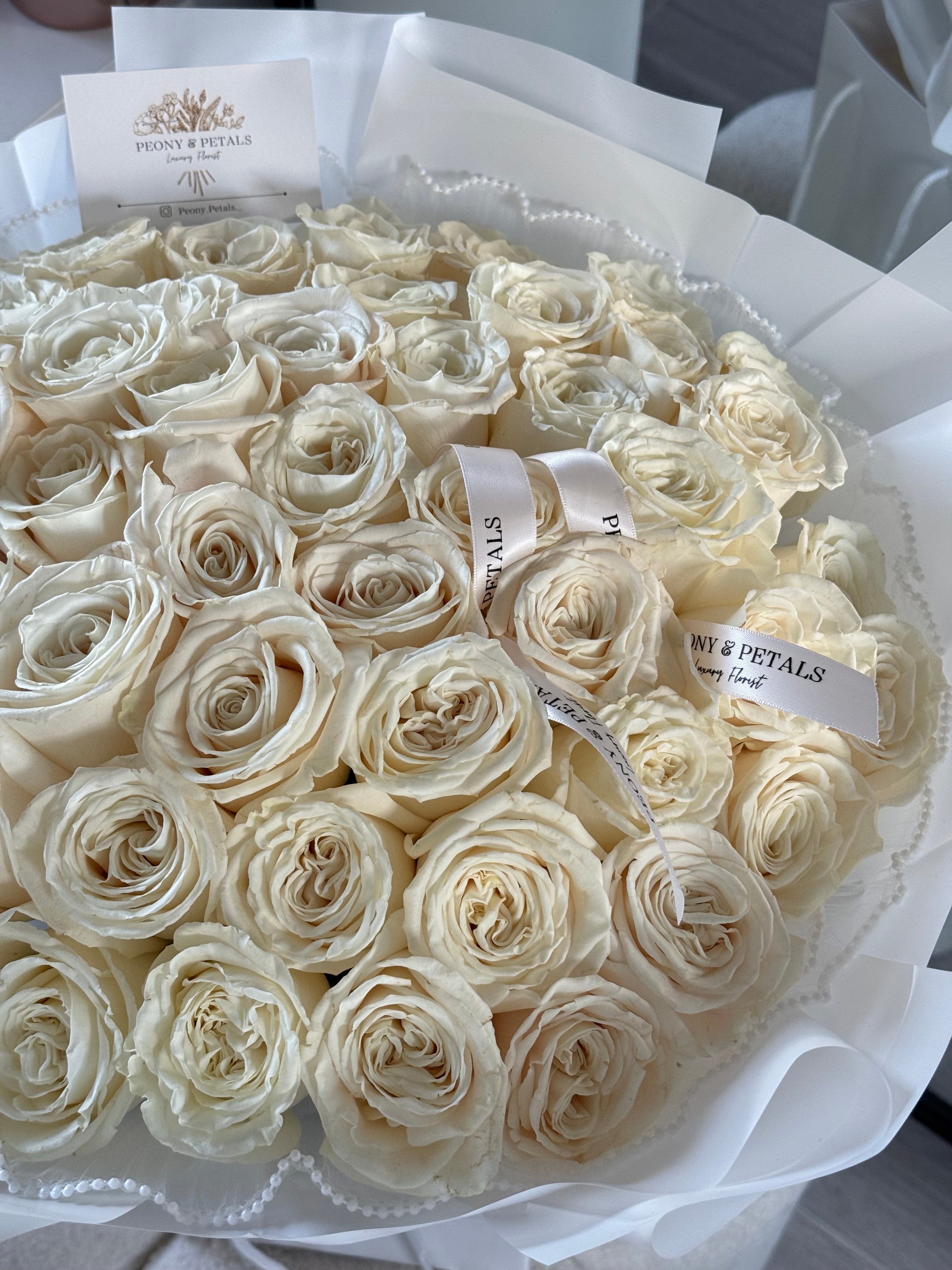 50 Stems Playa Blanca White Roses