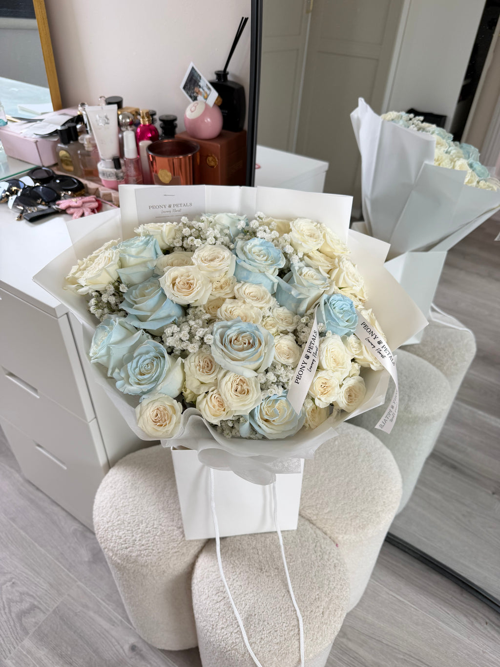 Ivory Skies Large Mixed Bouquet