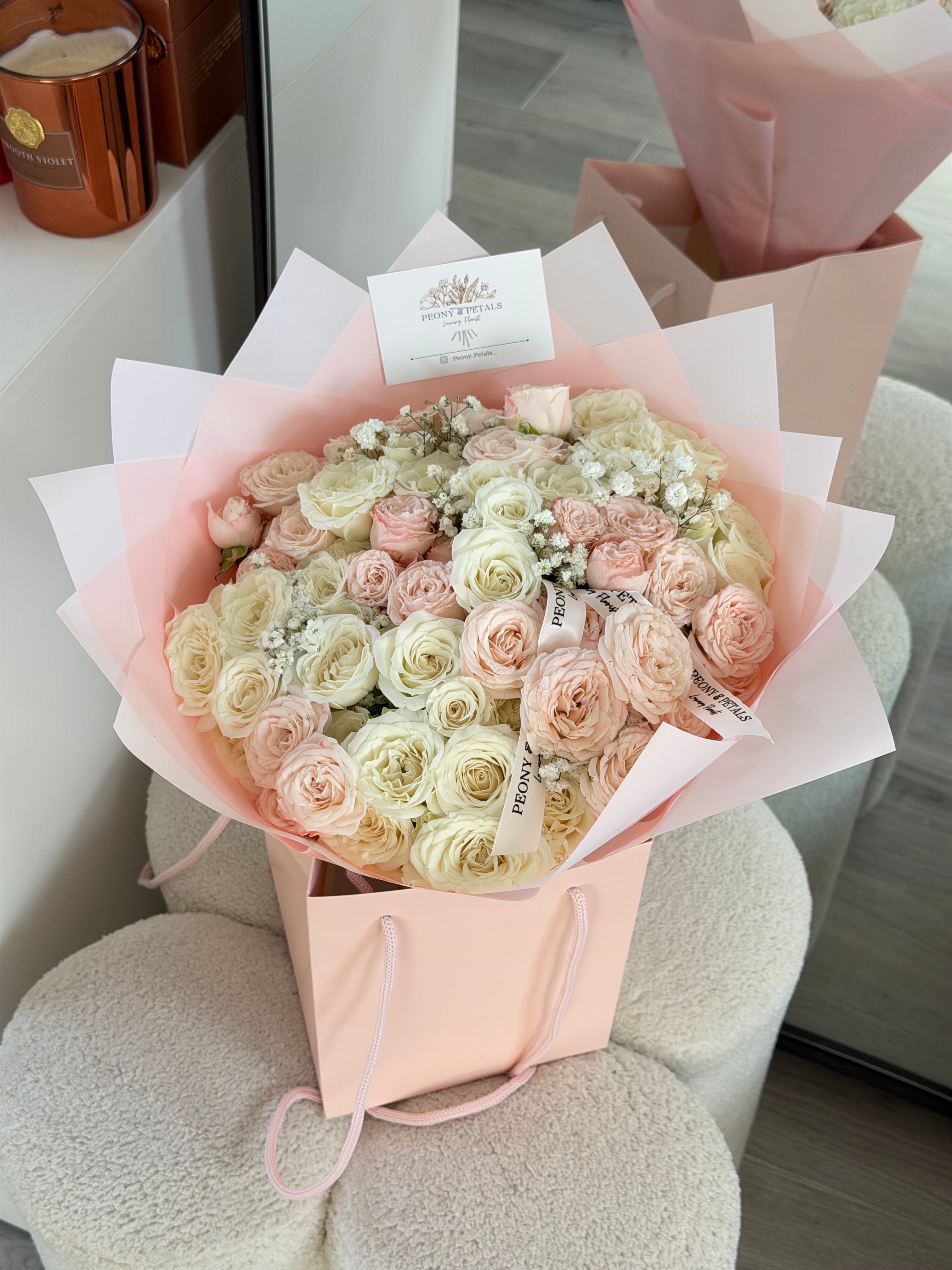 Blush Étoile Medium Mixed Bouquet