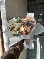 Café Crème Large Mixed Bouquet