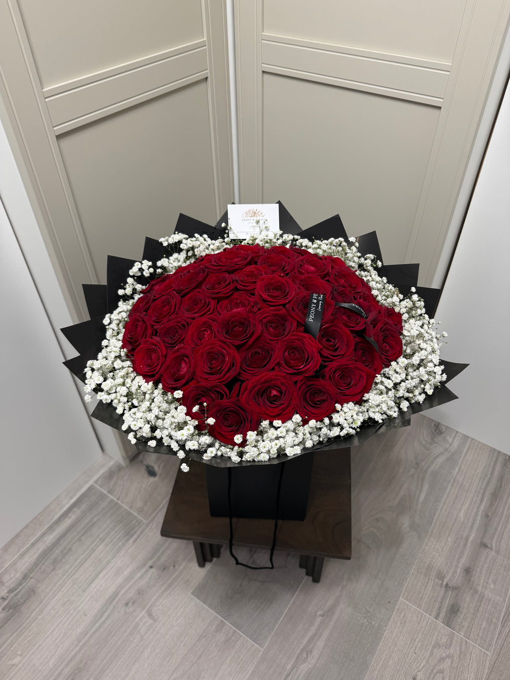 50 Naomi Red Roses with Gyp Edge |