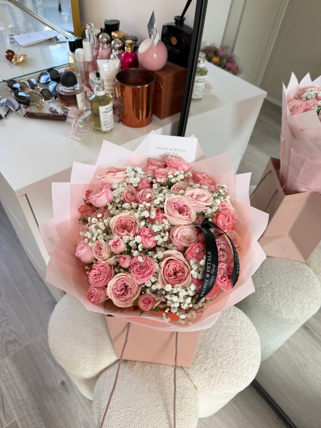 Rose Ballerina Medium Mixed Bouquet - Light