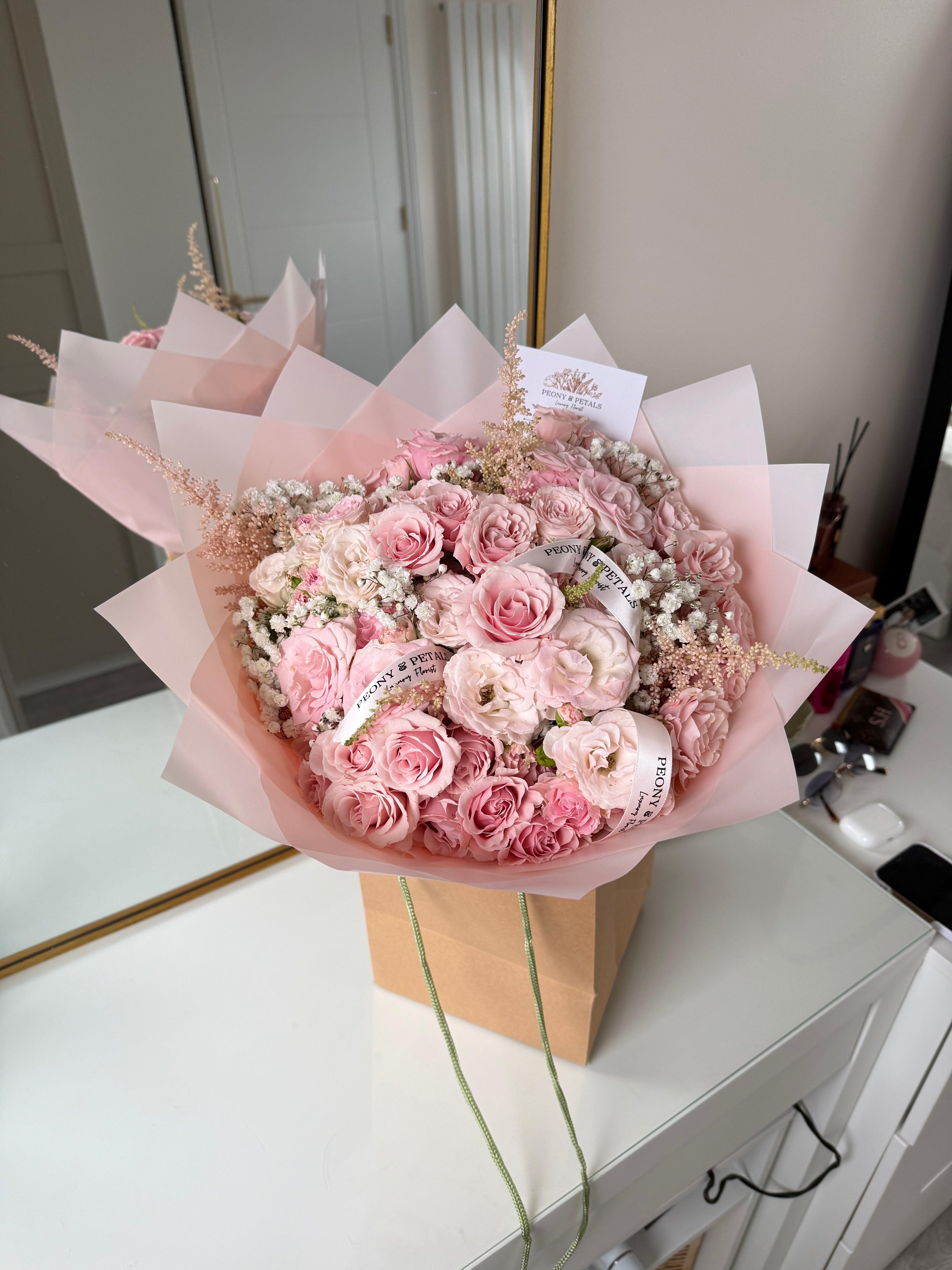 Jardin de Rosé Medium Mixed Bouquet