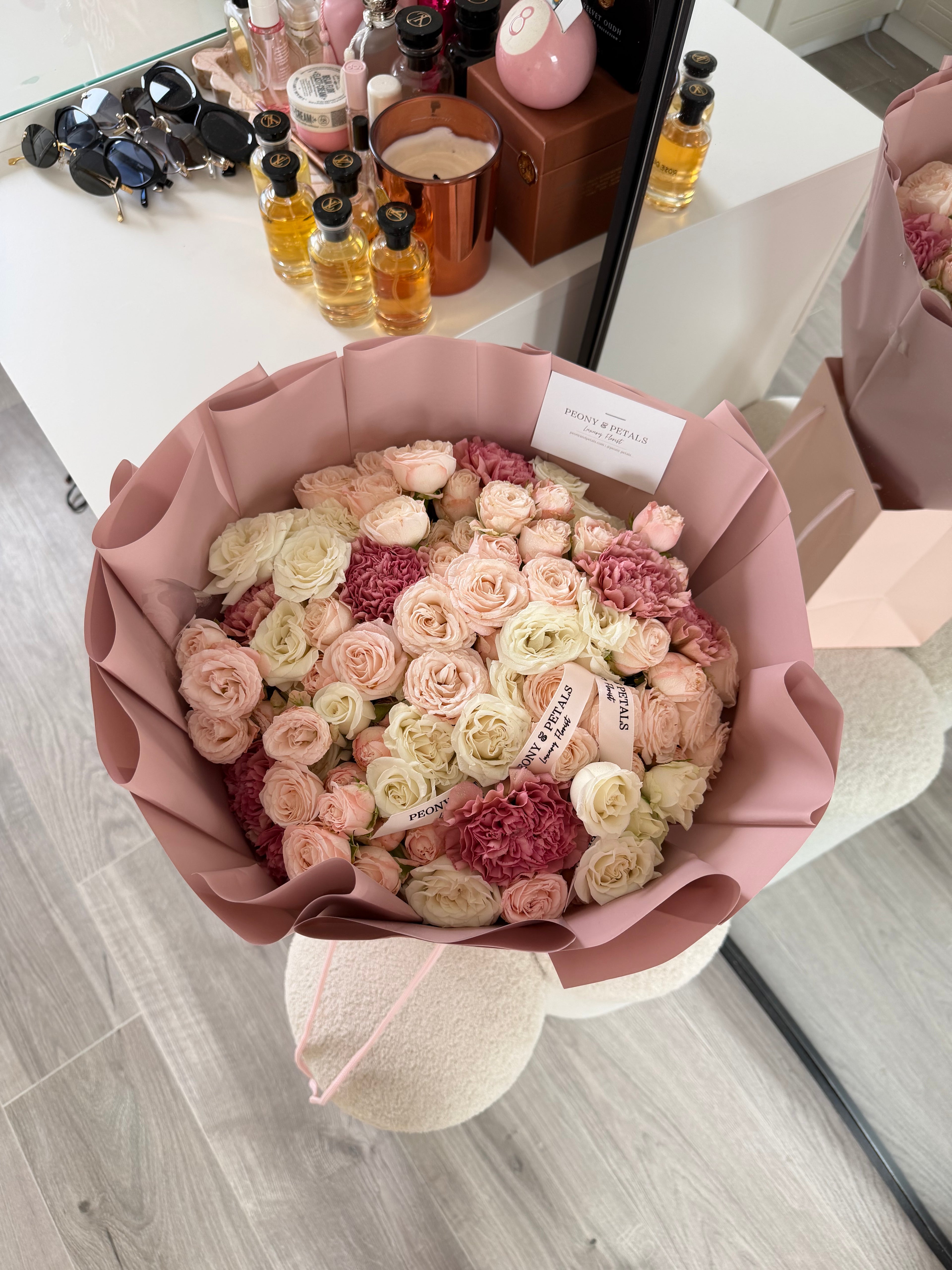 Rosé Élan Extra Large Mixed Bouquet