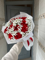 10 Naomi Red Roses with Gyp inbetween