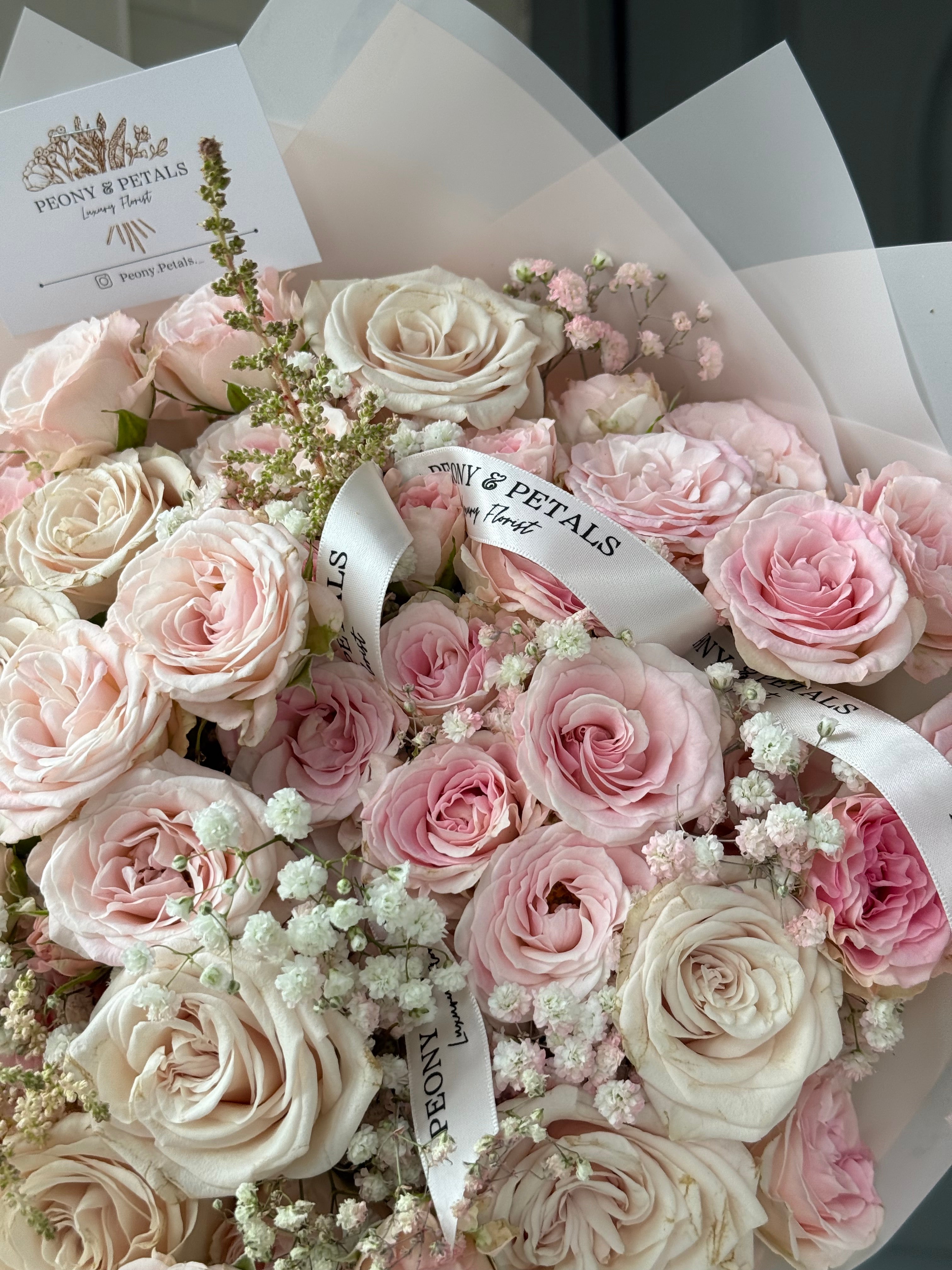 Rose Quartz Medium Mixed Bouquet