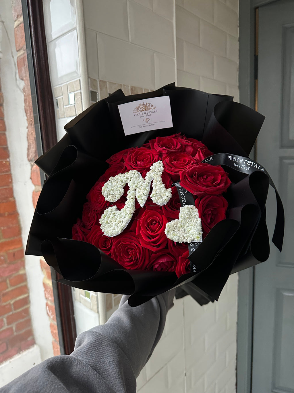 20 Naomi Red Roses with Gyp Initial & Heart |