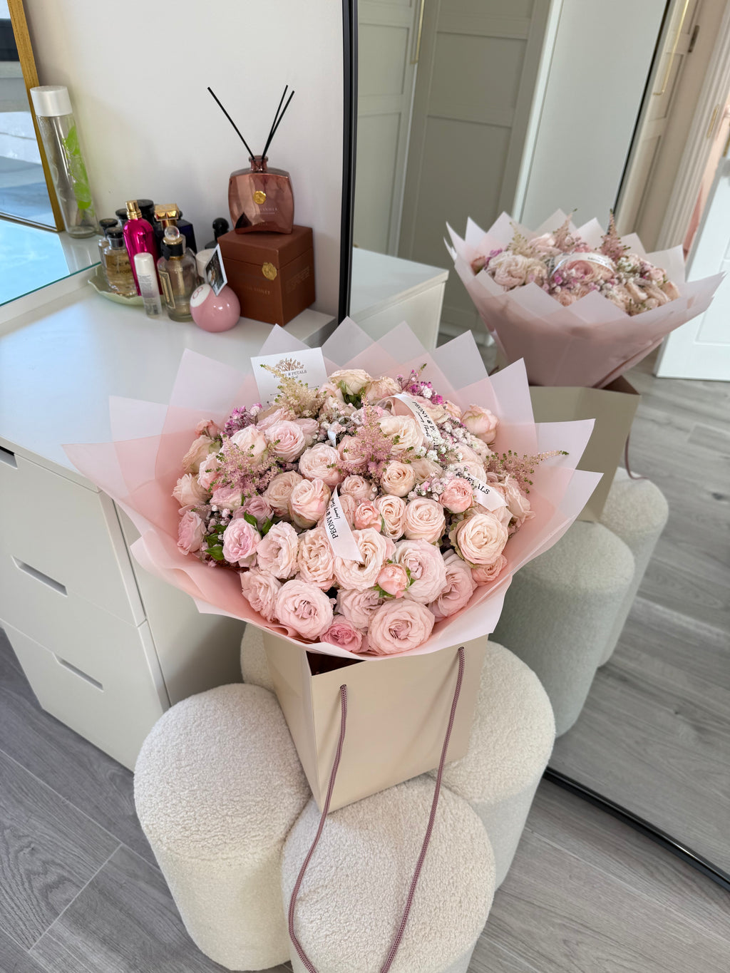 Ballet Bloom Large Mixed Rose Bouquet