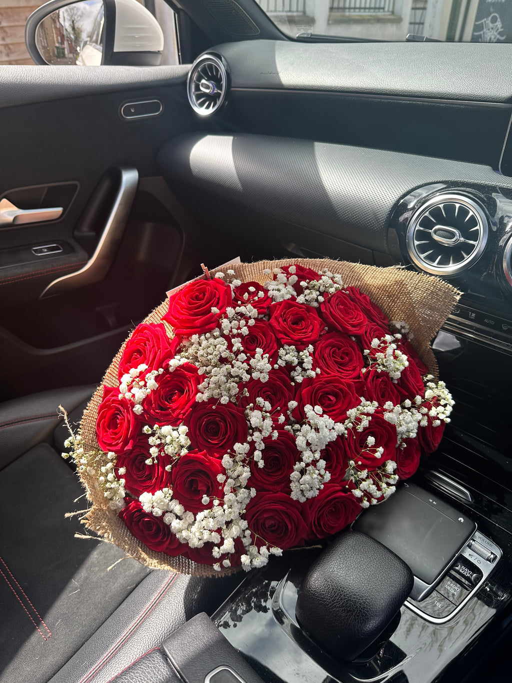 30 Naomi Red Roses With Gyp In-Between