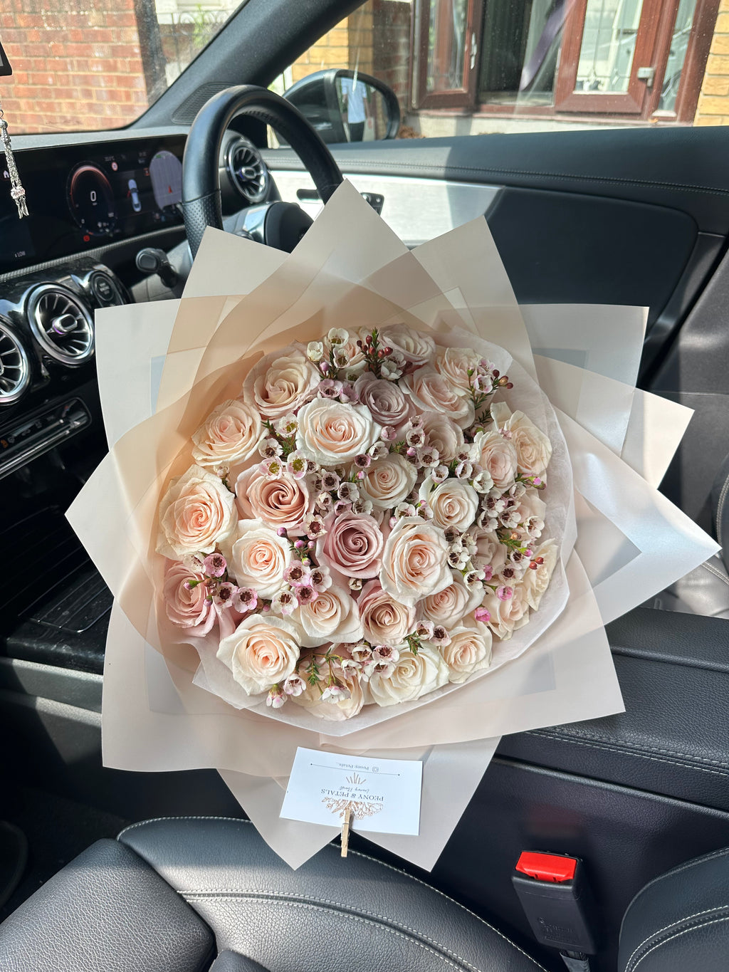 30 roses with Waxflower