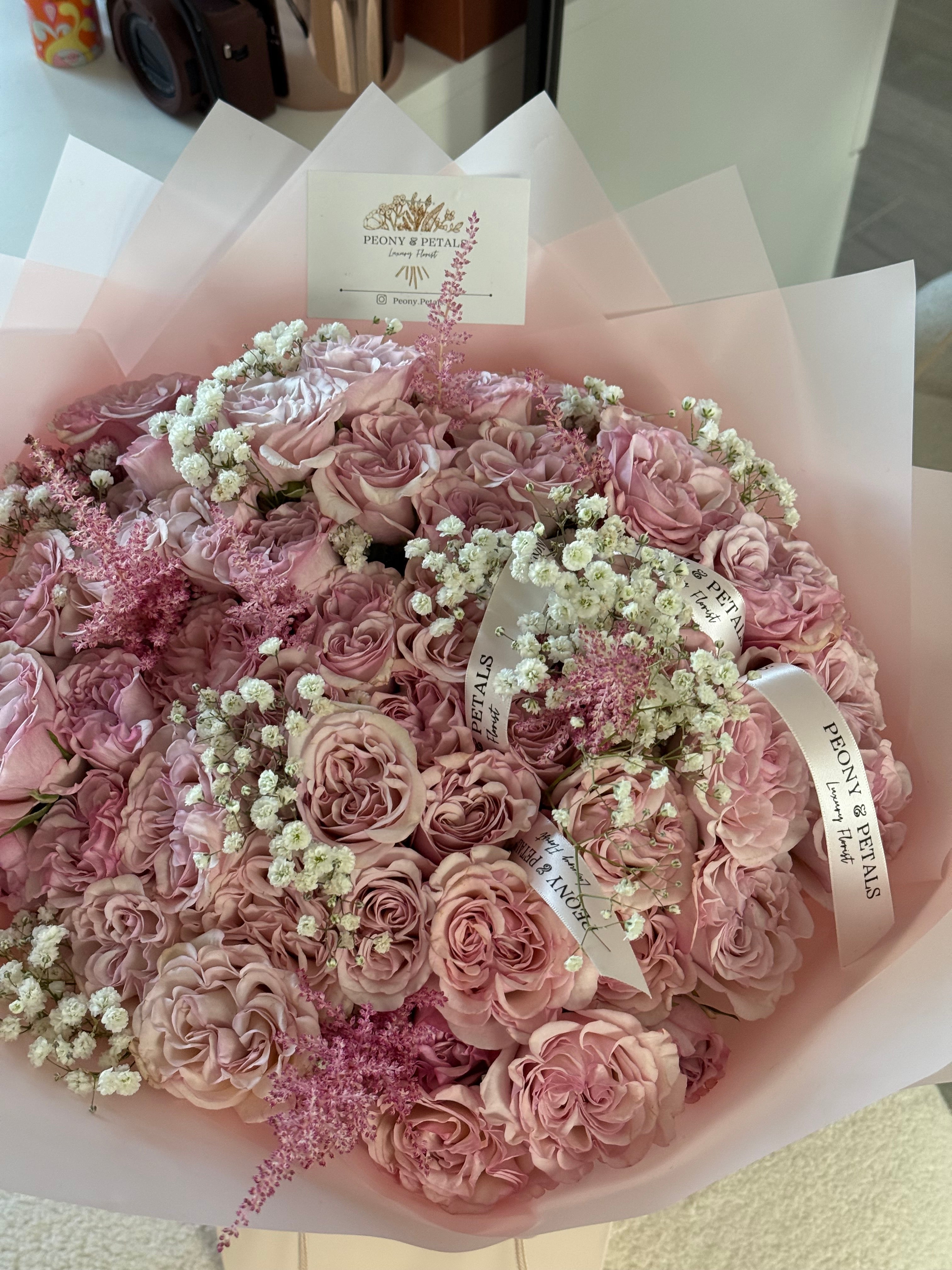 Lilac Baby Flow Large Mixed Bouquet
