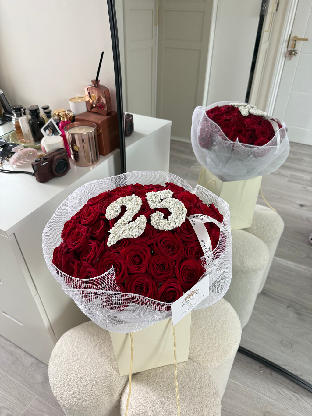 50 Naomi Red Roses - with gyp numbers