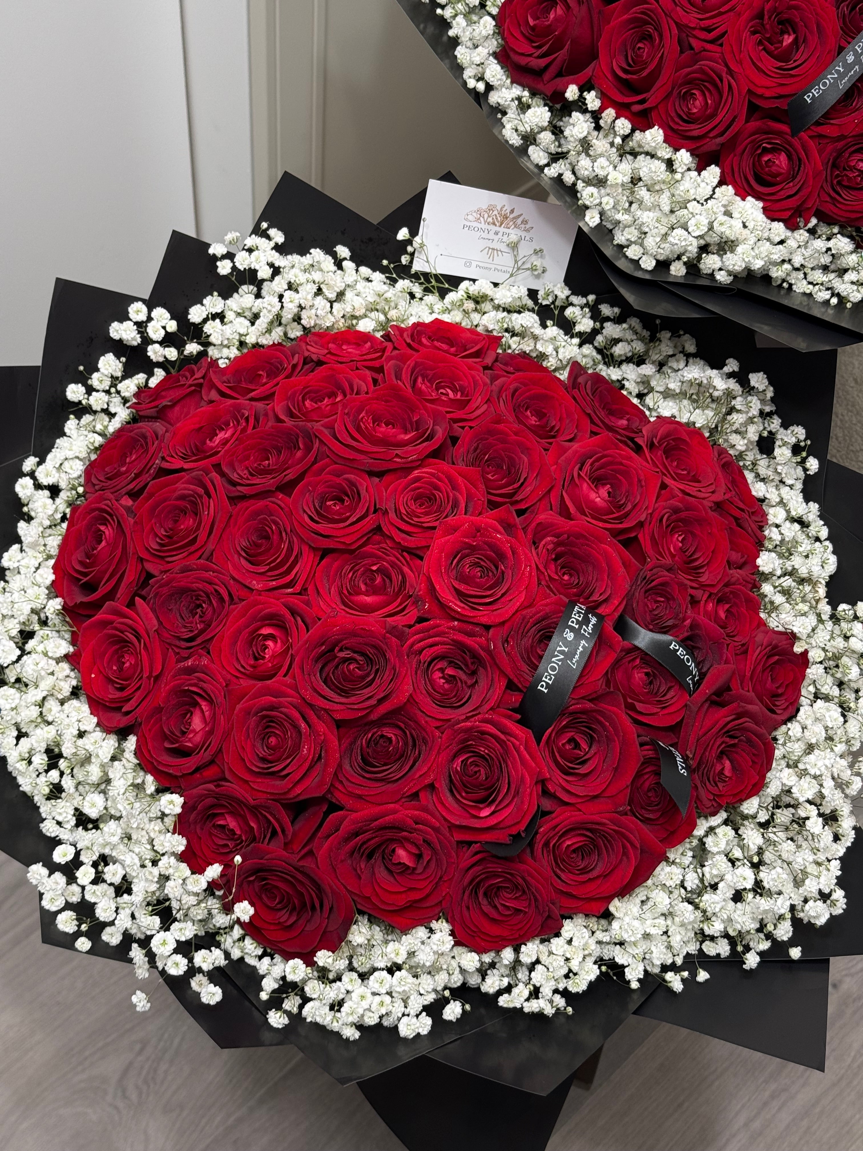 50 Naomi Red Roses with Gyp Edge |