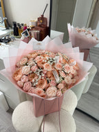 Peaches & Cream Large Mixed Bouquet