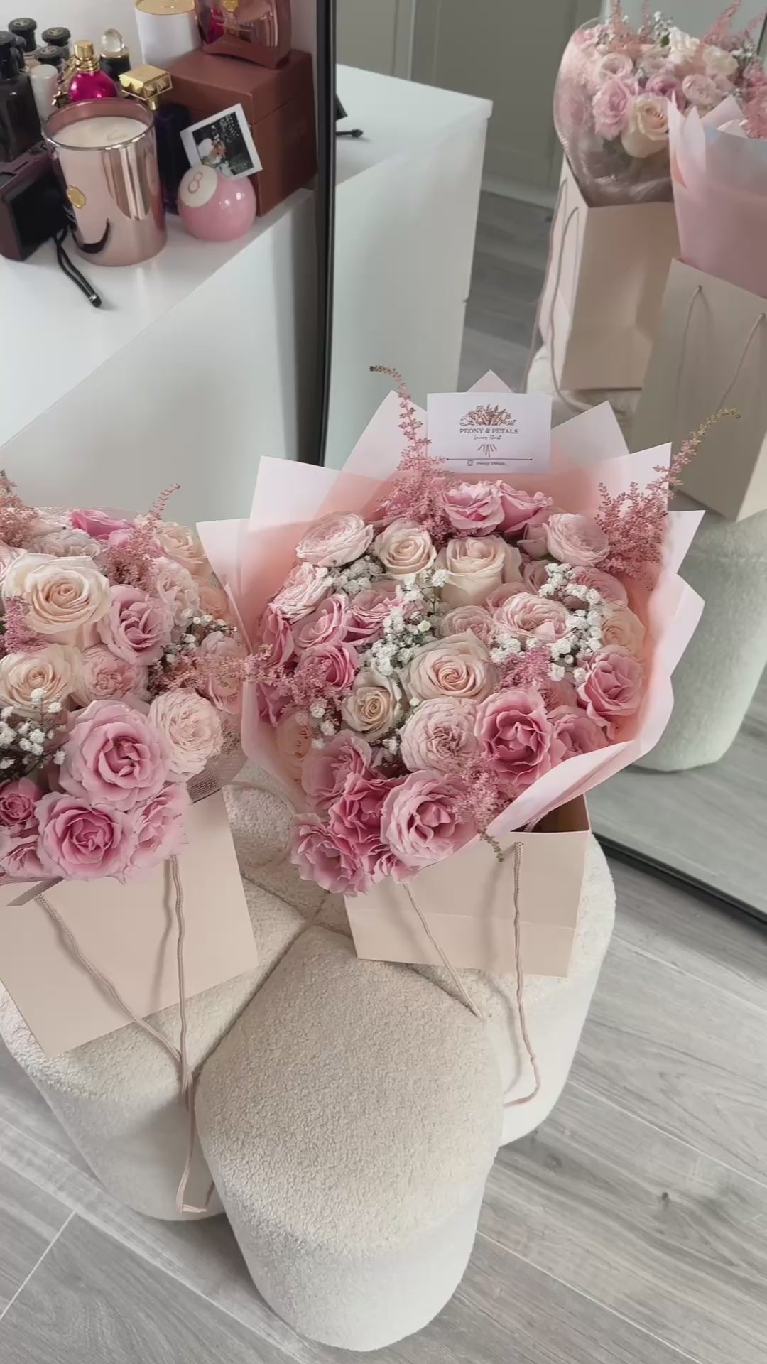 Jardin de Rosé Medium Mixed Bouquet